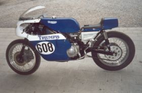 CAVERZASIO Giordano, Italien, Triumph Rob North 3, Baujahr 1970, 750 ccm,  80 PS, 3 Zyl.JPG